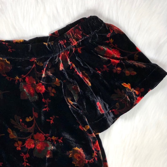 LOFT velvet off the shoulder top in black floral Dark feminine Whimsigoth Size S - Picture 7 of 7